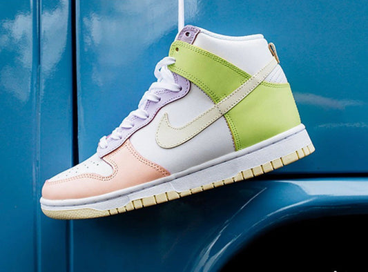 WMNS Dunks High “Lemon Twist”