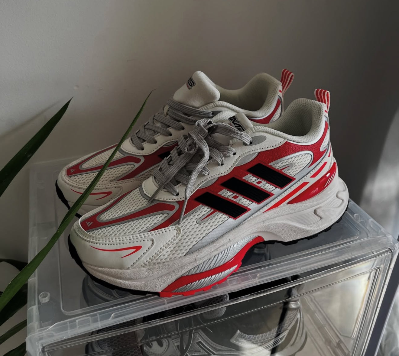 Adi MTS Pro Running White Black Red