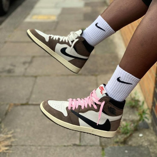 Nike Air Jordan 1 Retro High OG Travis Scott “Dark Mocha”