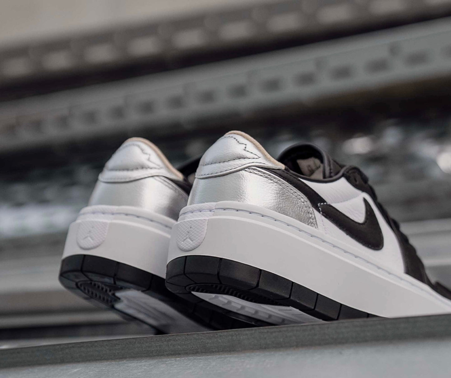 WMNs Air Jordan 1 Low Elevate “ Silver Toe “